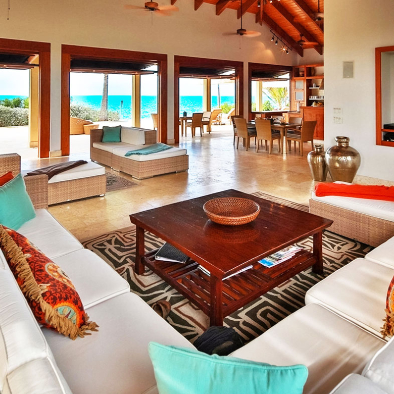 Ample apartment