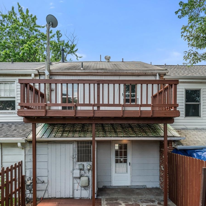 9613 Aspen Pl, Manassas, VA