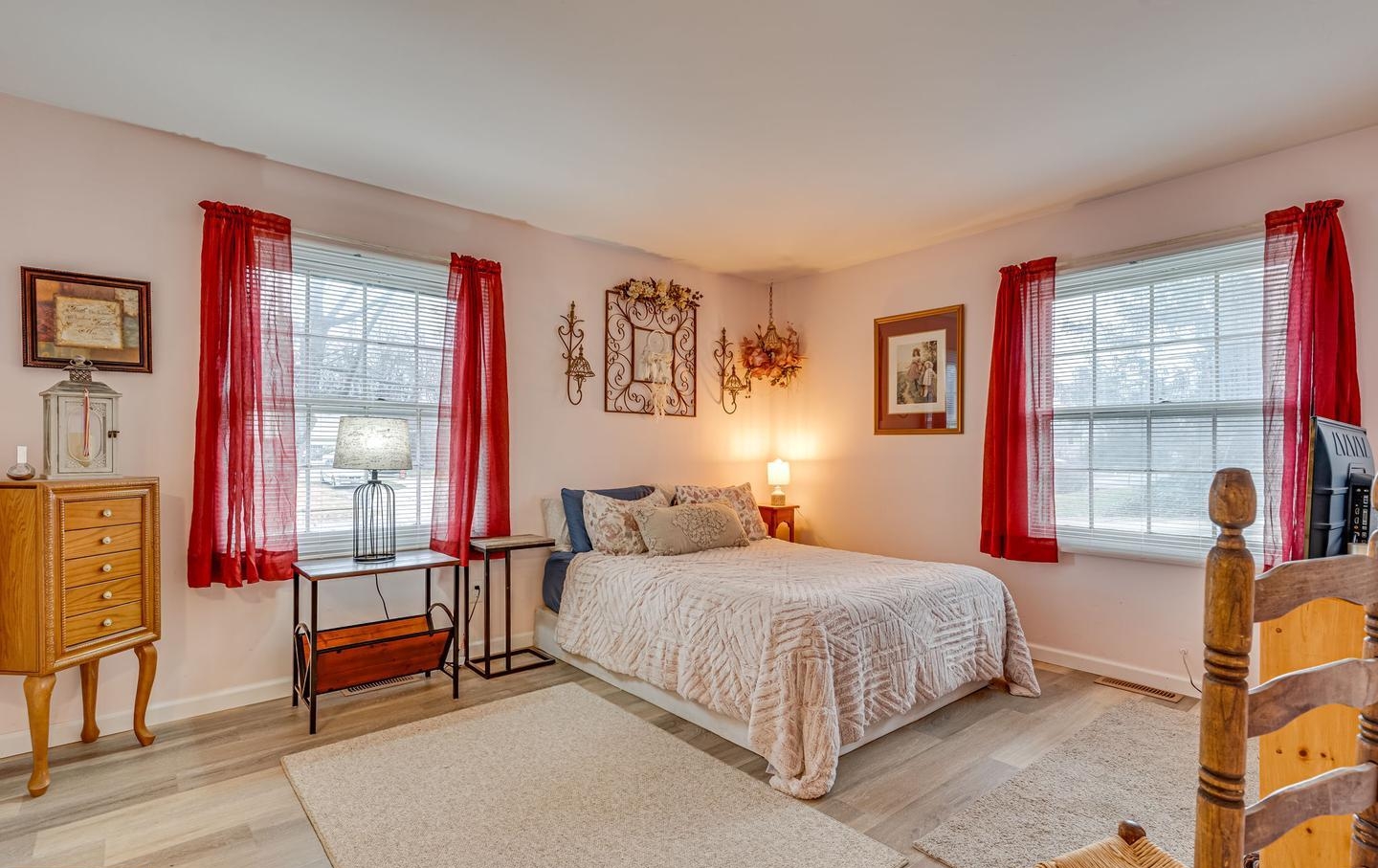 219 Brent Rd, Waldorf, MD 20602