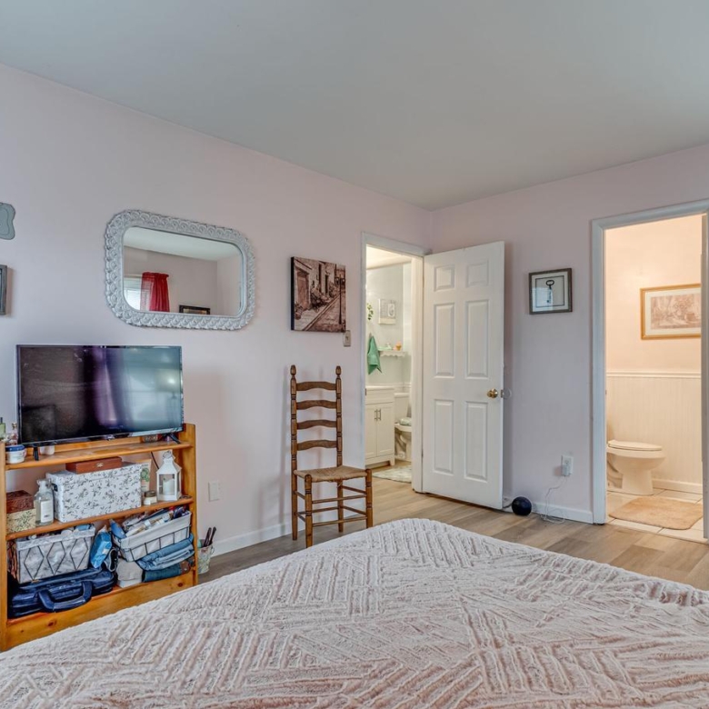219 Brent Rd, Waldorf, MD 20602