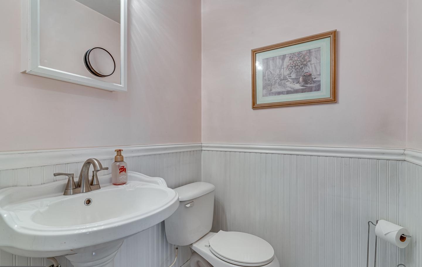 219 Brent Rd, Waldorf, MD 20602