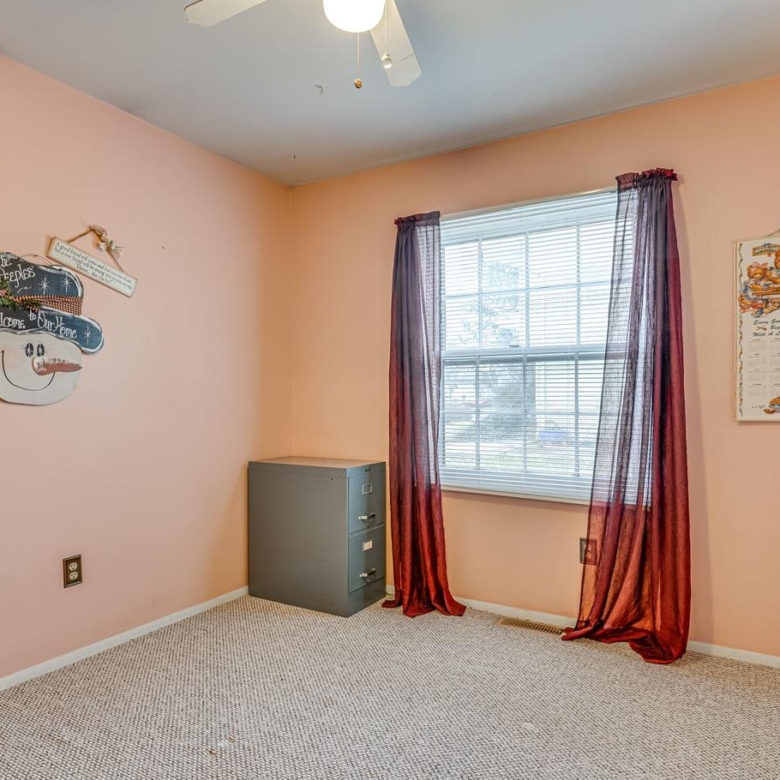 219 Brent Rd, Waldorf, MD 20602