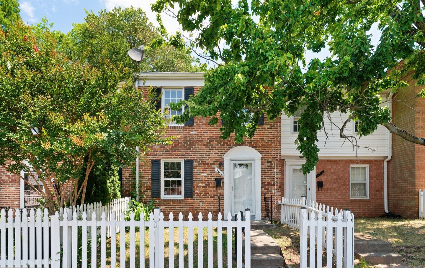 9613 Aspen Pl, Manassas, VA
