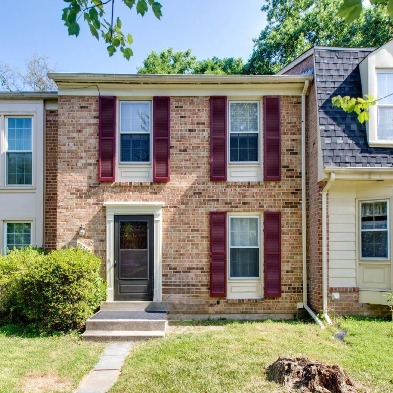 20235 Maple Leaf, Gaithersburg, MD