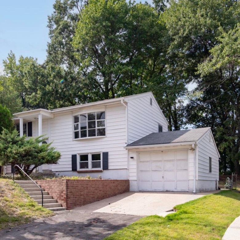 1312 Oregon Ave, Woodbridge, VA