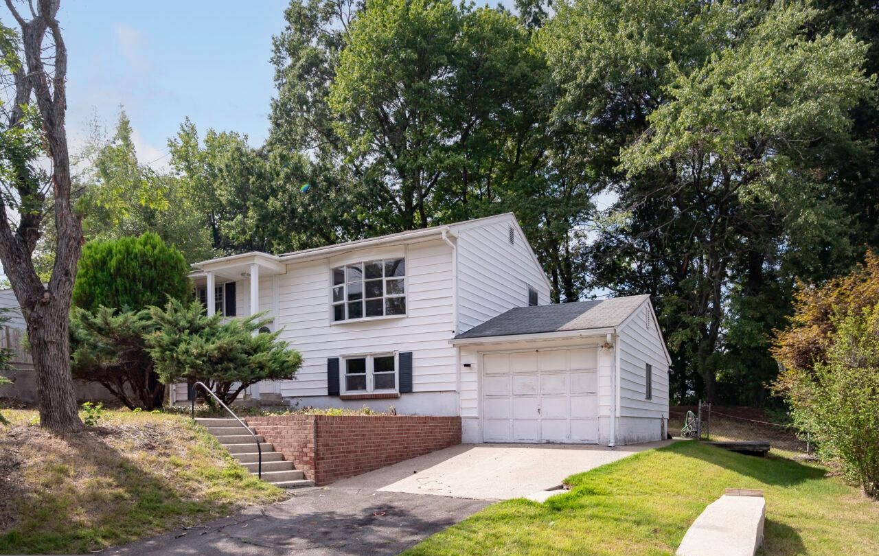 1312 Oregon Ave, Woodbridge, VA