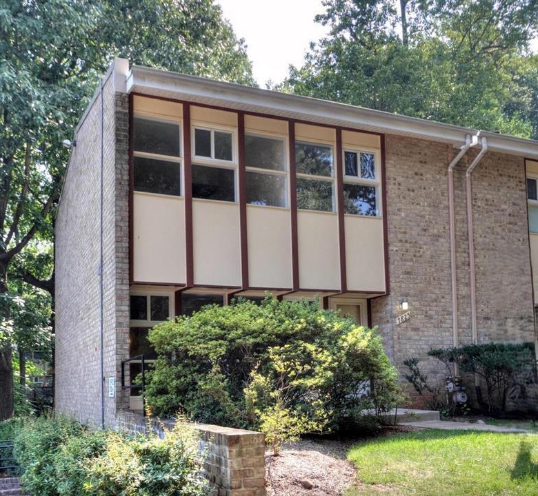 7825 Patriot Dr, Annandale, VA