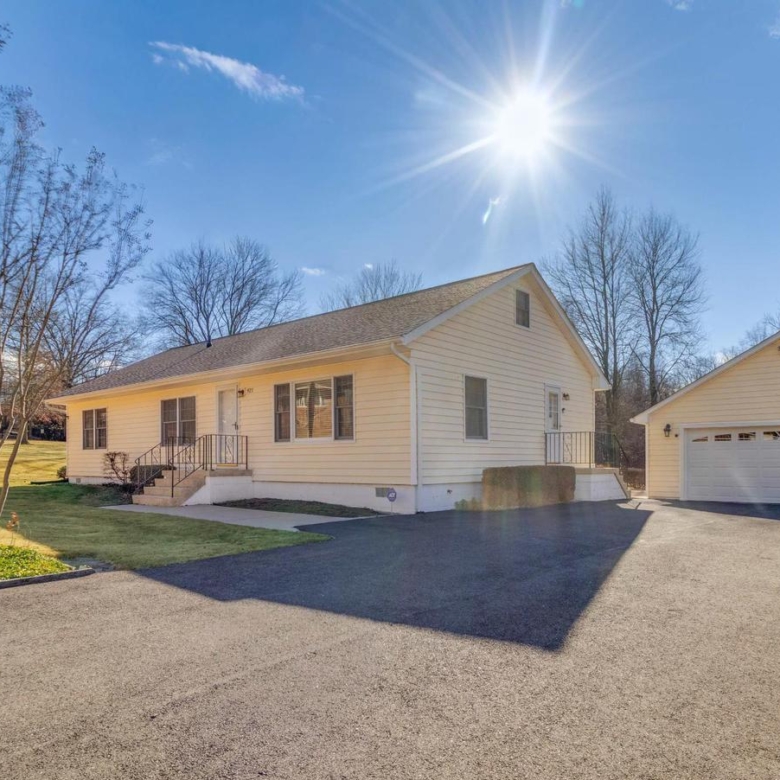 921 Palmer Rd, Fort Washington, MD