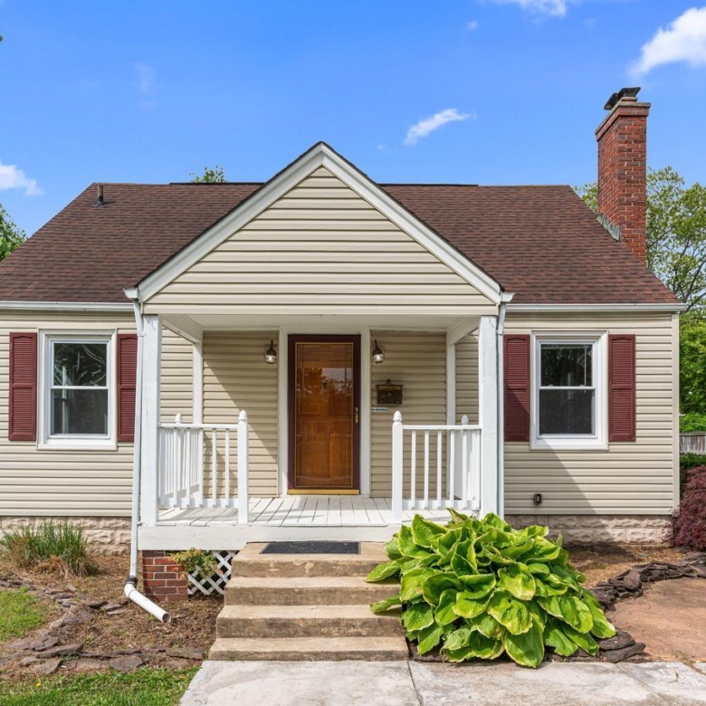 13406 Woodbridge St, Woodbridge, VA