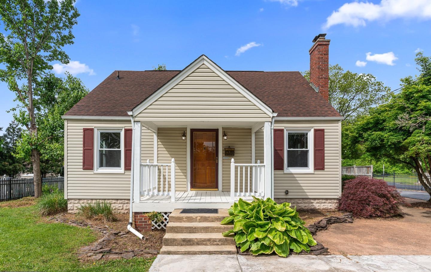 13406 Woodbridge St, Woodbridge, VA