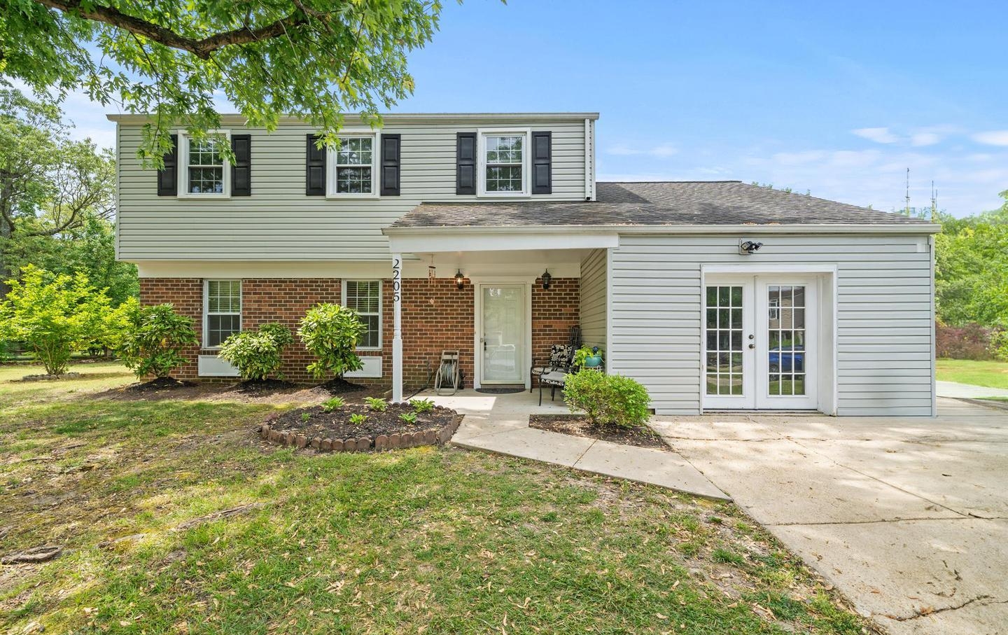 2205 Neville Ct, Waldorf, MD