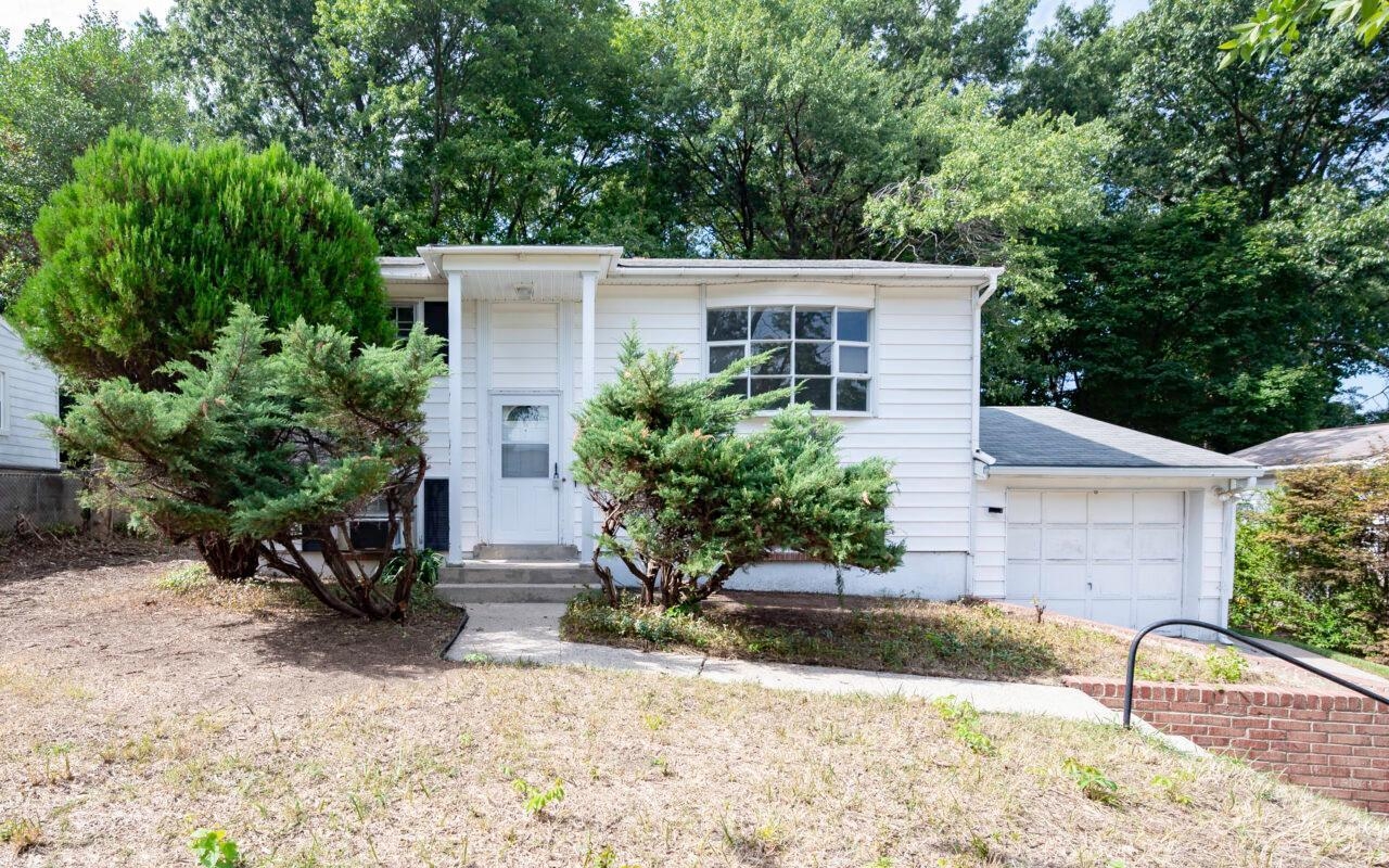 1312 Oregon Ave, Woodbridge, VA