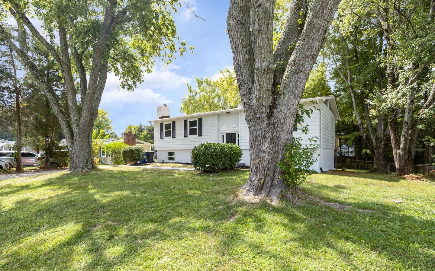 108 Oakridge Dr, Stafford, VA