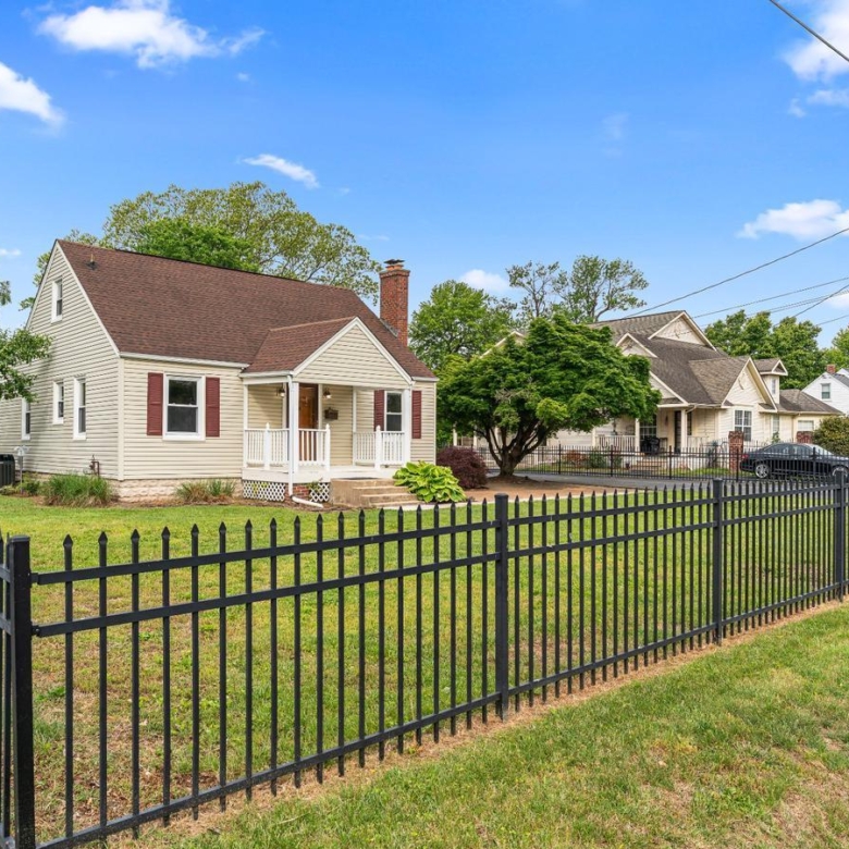 13406 Woodbridge St, Woodbridge, VA