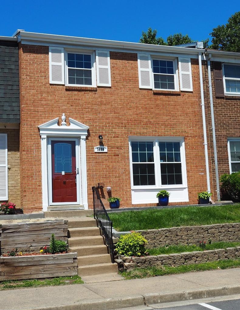3809 Port Hope Pt, Triangle, VA