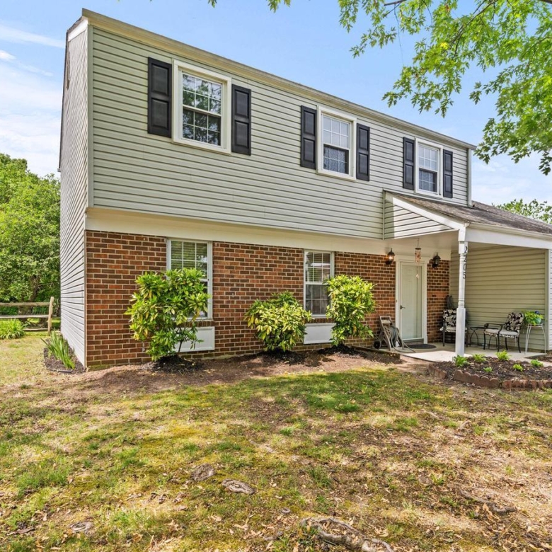 2205 Neville Ct, Waldorf, MD