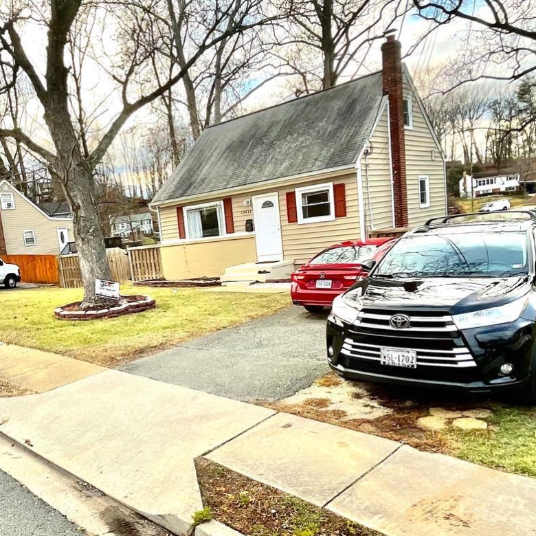 13432 Forest Glen Rd, Woodbridge, VA