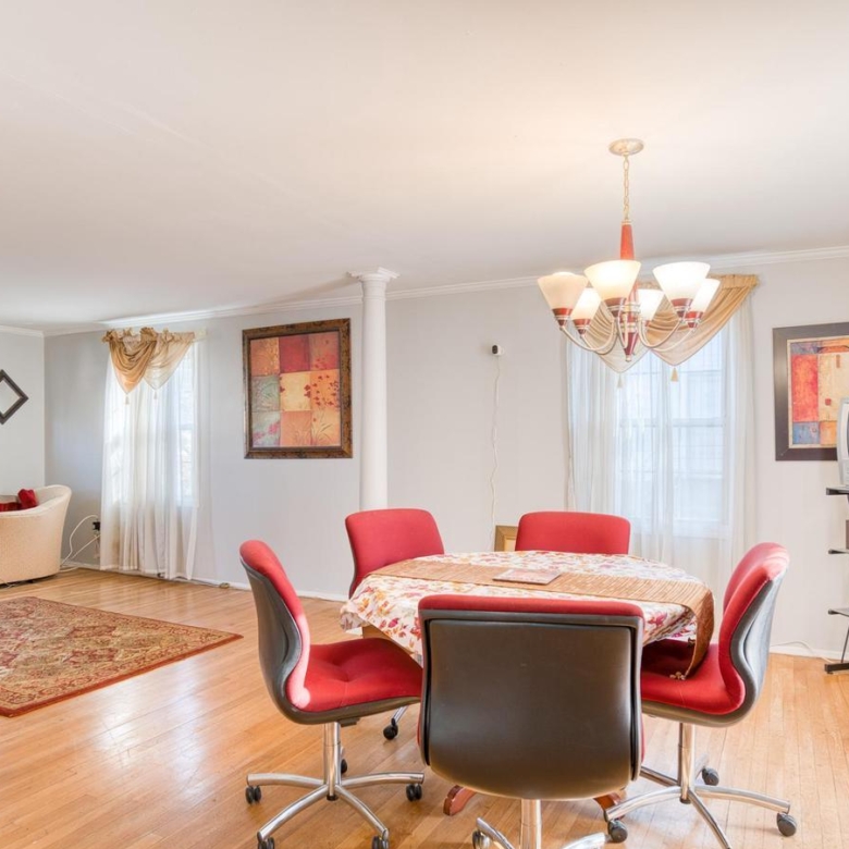2207 Owens Rd, Oxon Hill, MD