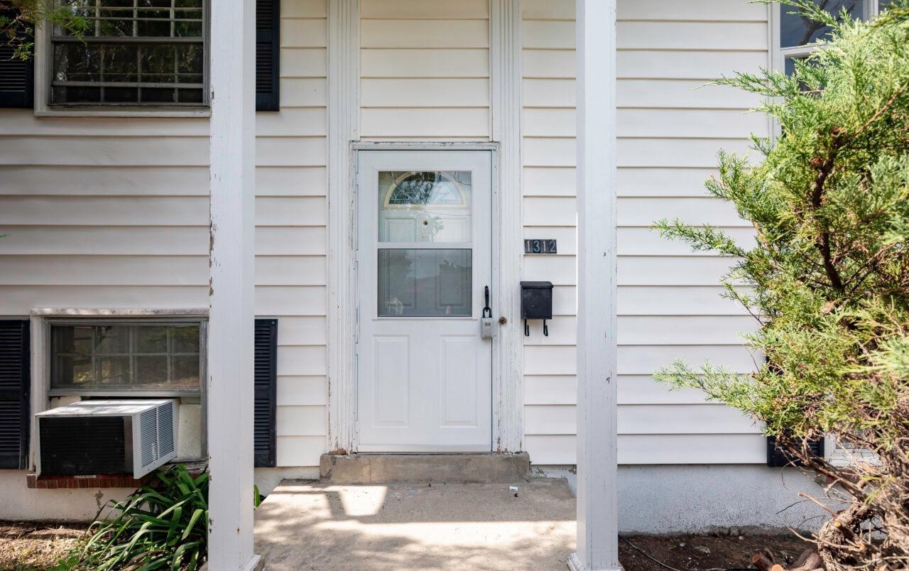 1312 Oregon Ave, Woodbridge, VA