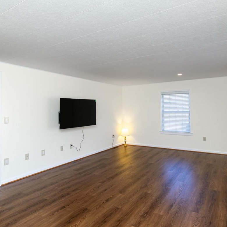 921 Palmer Rd, Fort Washington, MD