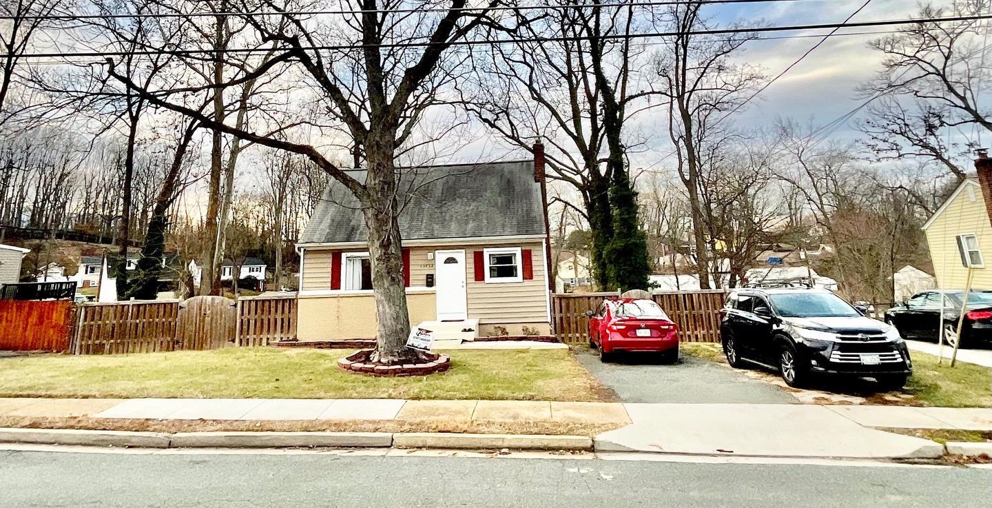 13432 Forest Glen Rd, Woodbridge, VA