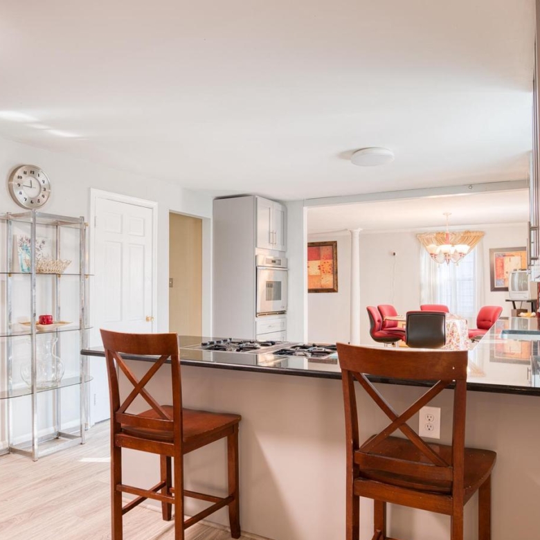 2207 Owens Rd, Oxon Hill, MD