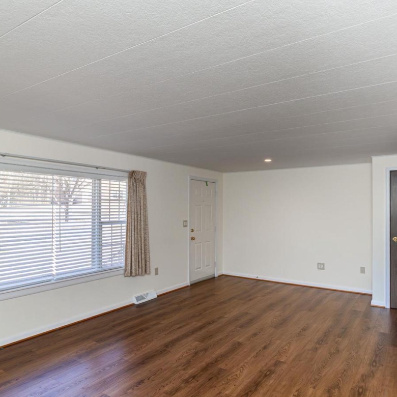 921 Palmer Rd, Fort Washington, MD
