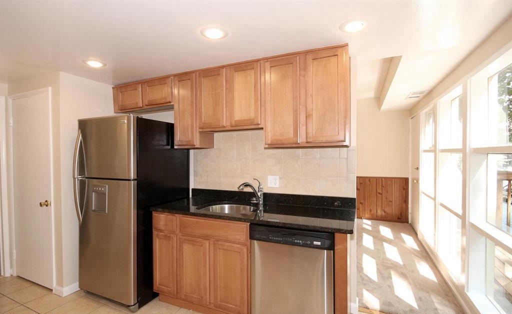 7825 Patriot Dr, Annandale, VA