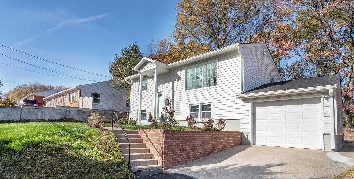 1312 Oregon Ave, Woodbridge, VA