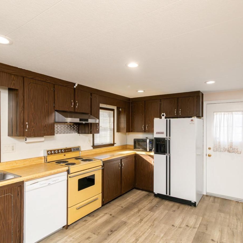 921 Palmer Rd, Fort Washington, MD