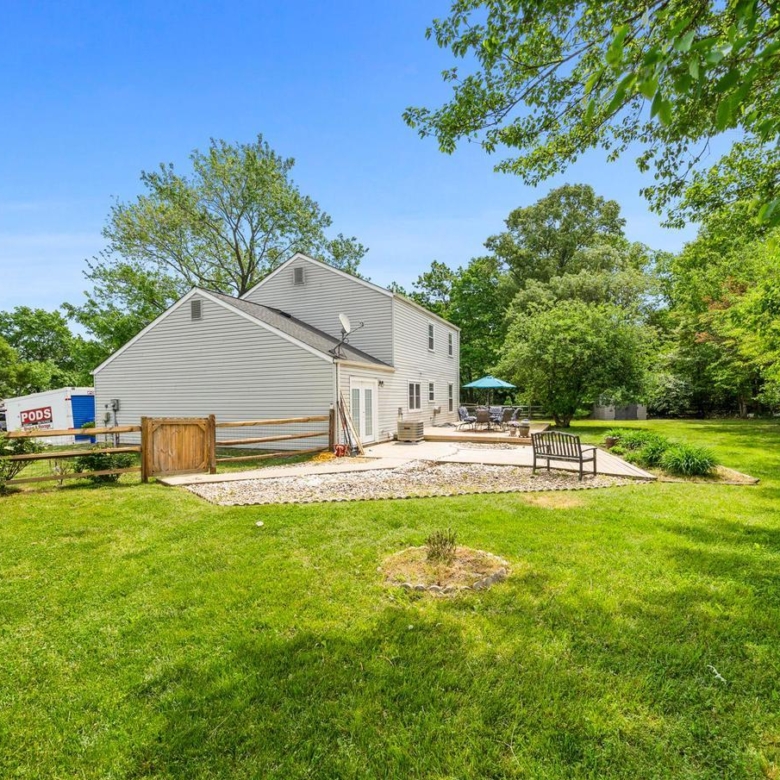 2205 Neville Ct, Waldorf, MD