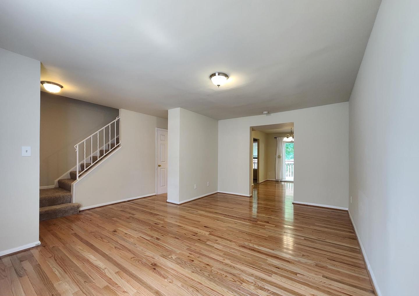 20235 Maple Leaf, Gaithersburg, MD