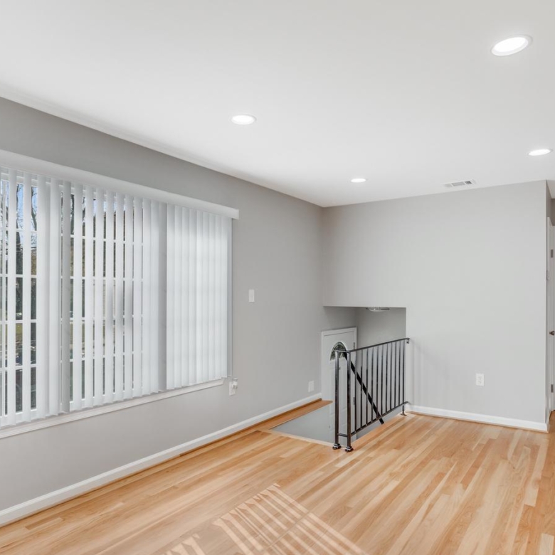 1312 Oregon Ave, Woodbridge, VA