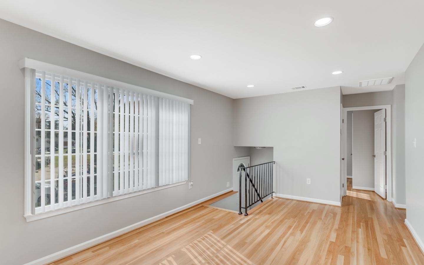 1312 Oregon Ave, Woodbridge, VA