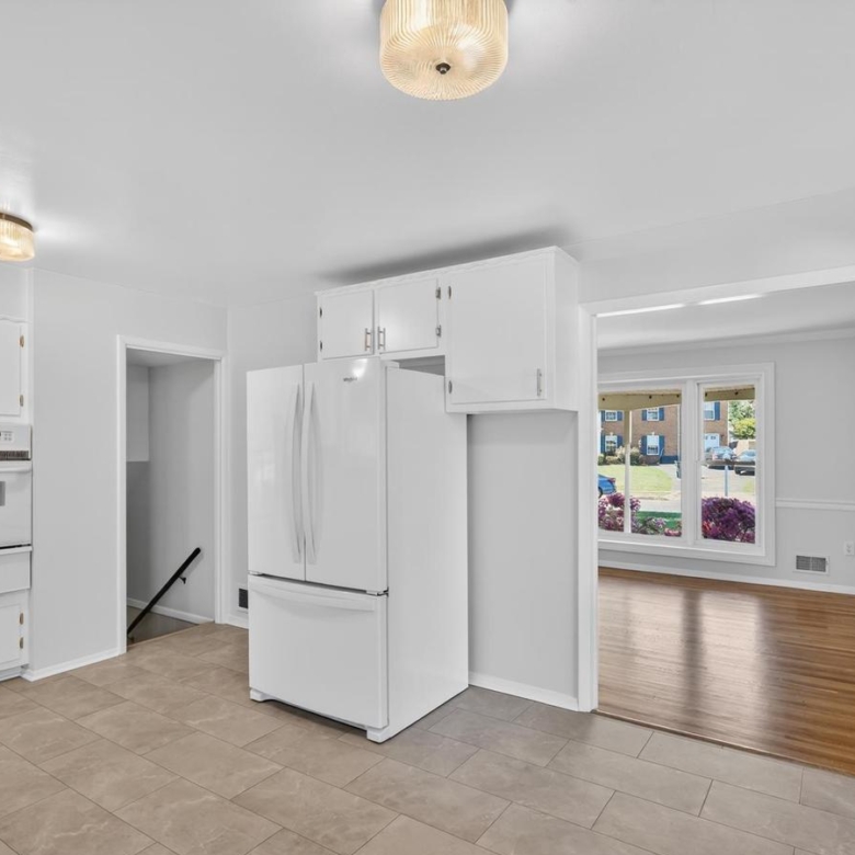 6824 Constance Dr, Springfield, VA