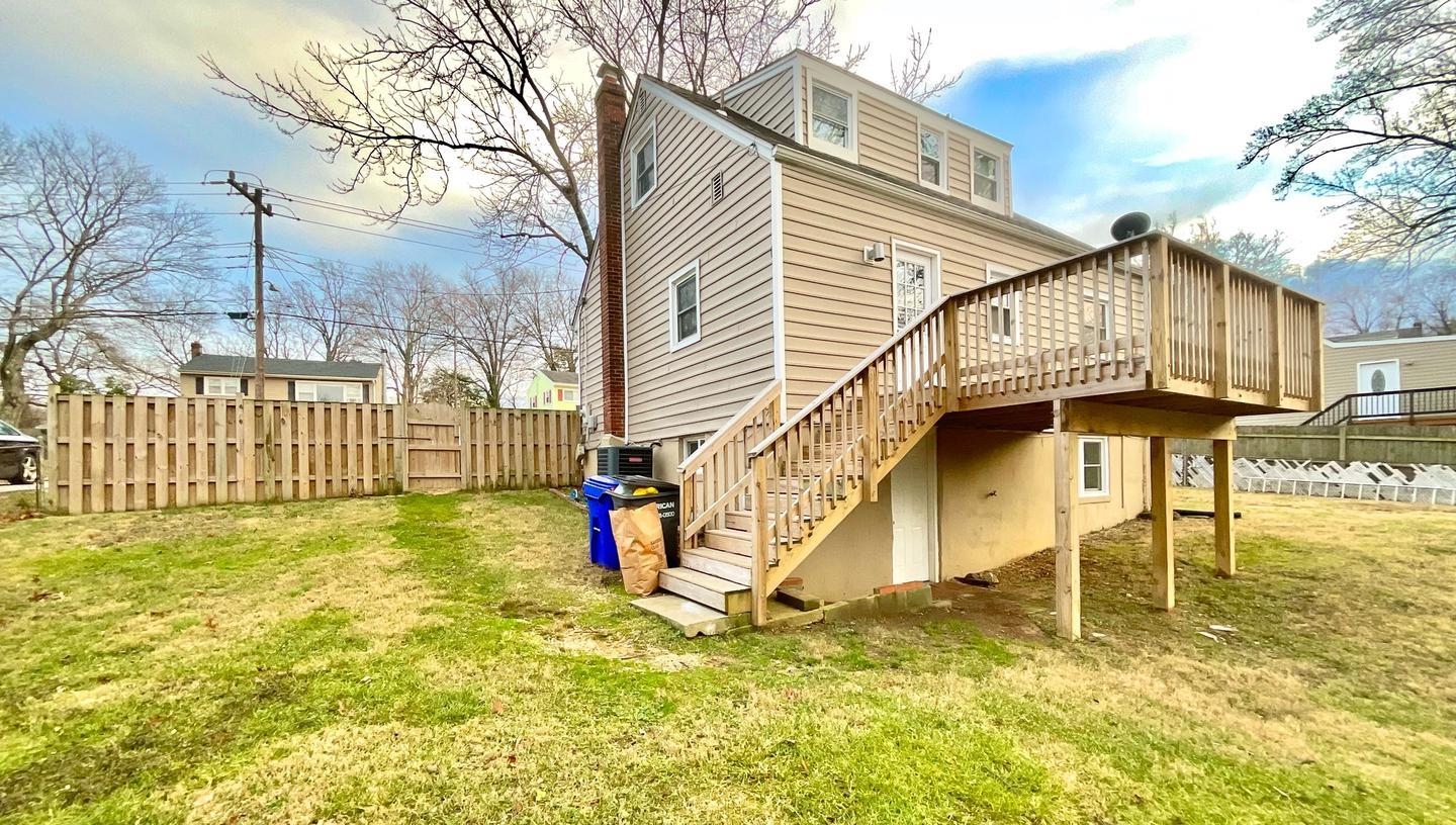 13432 Forest Glen Rd, Woodbridge, VA
