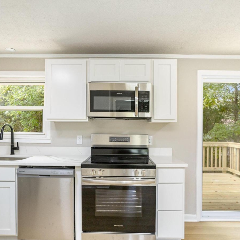 108 Oakridge Dr, Stafford, VA
