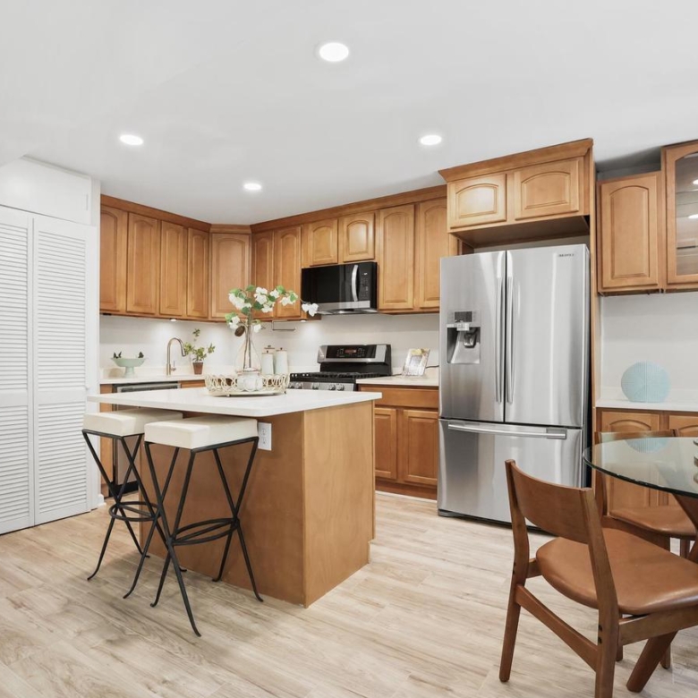 5050 7th Rd S #201, Arlington, VA
