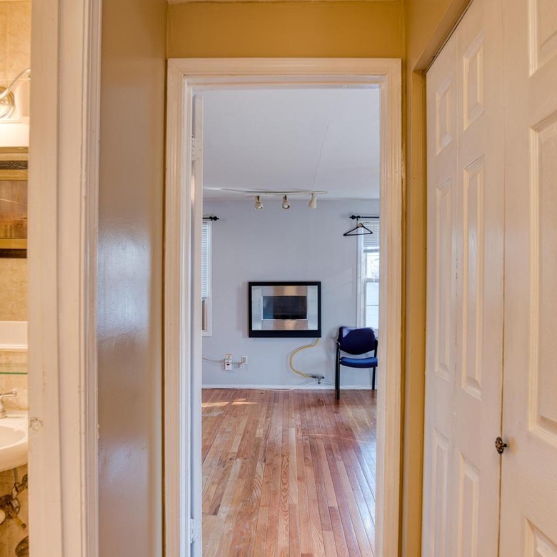 2207 Owens Rd, Oxon Hill, MD