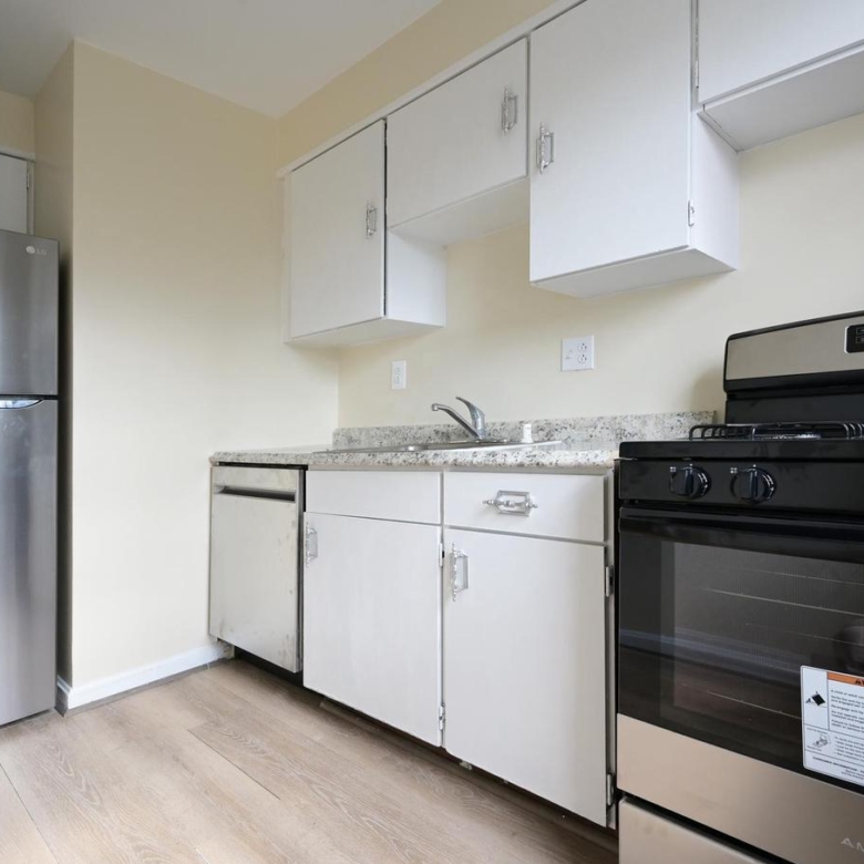 5112 Columbia Pike #7, Arlington, VA