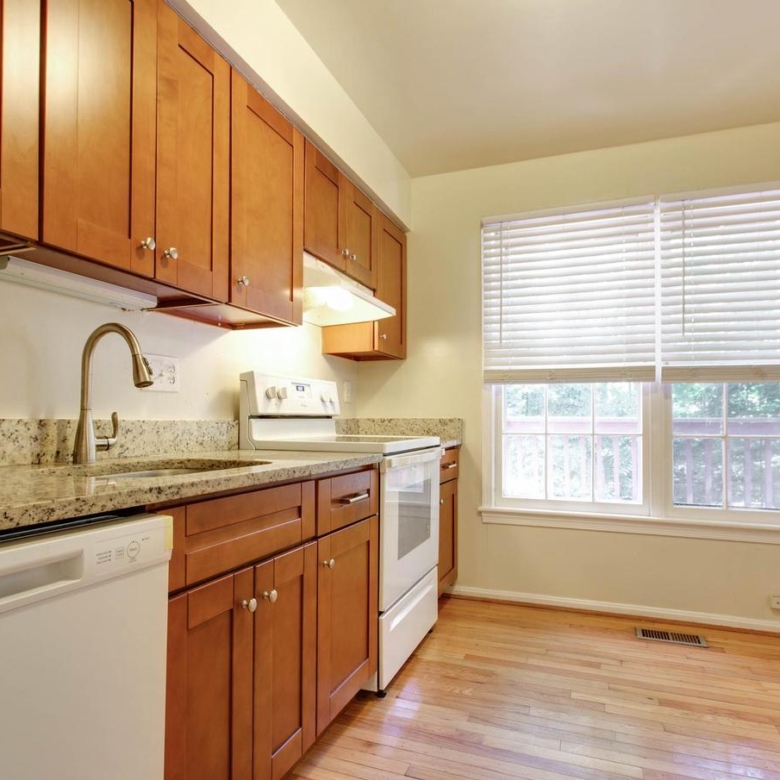 20235 Maple Leaf, Gaithersburg, MD