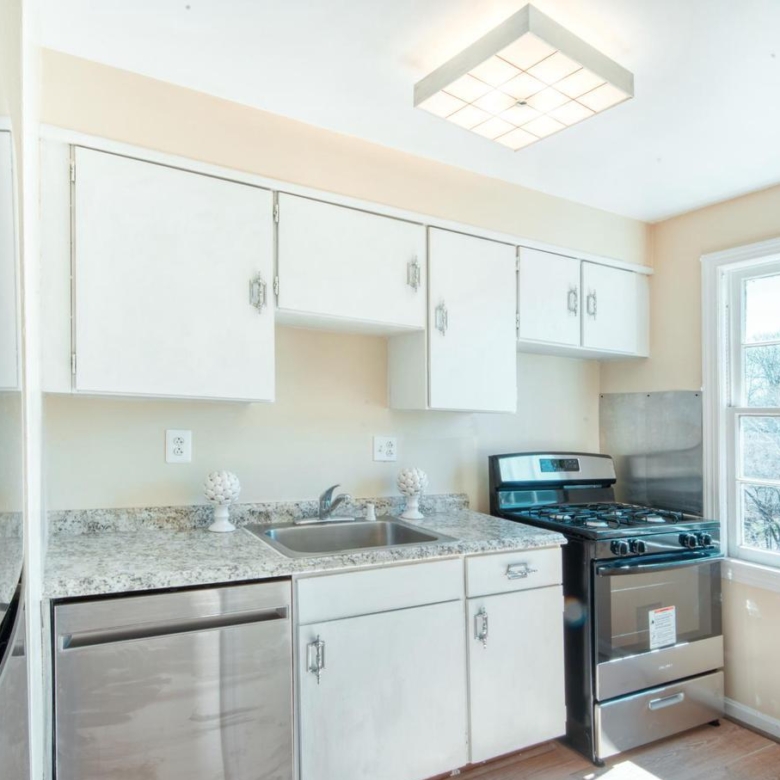 5112 Columbia Pike #7, Arlington, VA