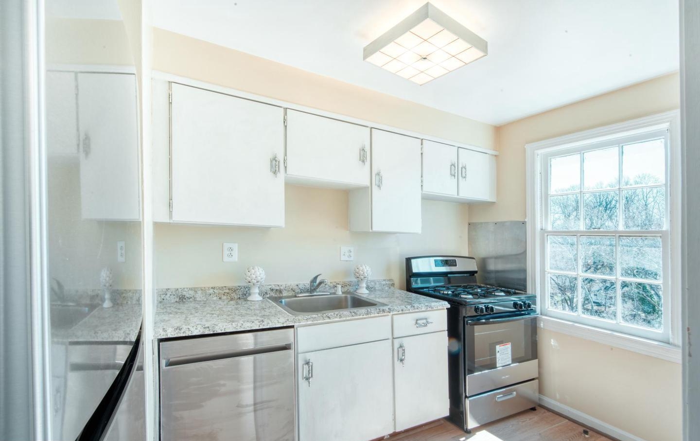 5112 Columbia Pike #7, Arlington, VA