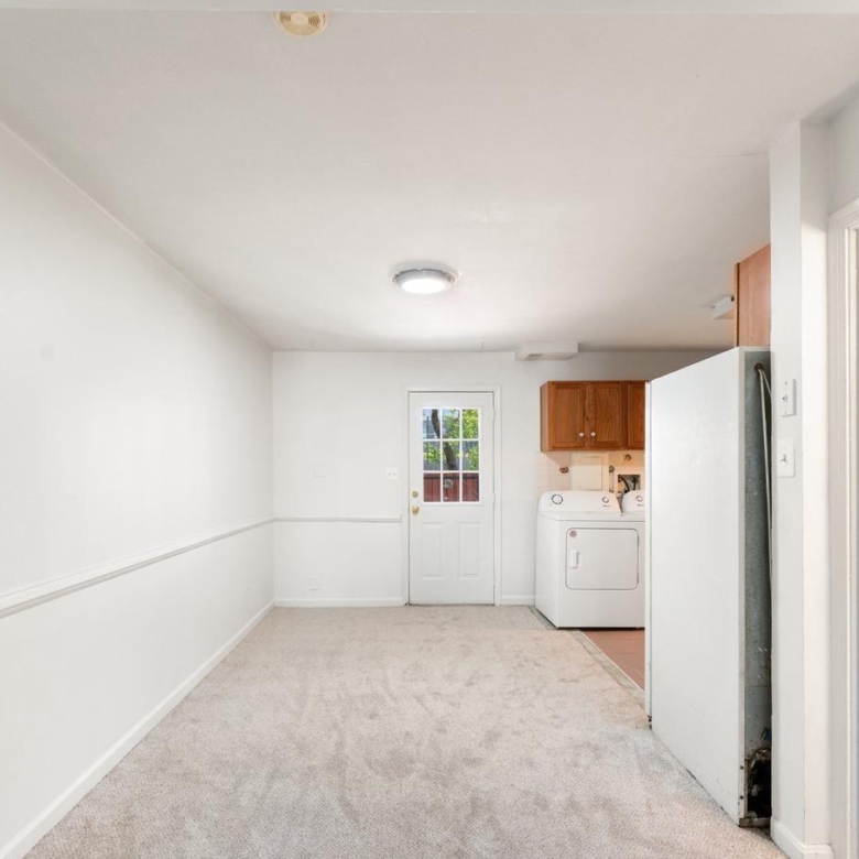 9613 Aspen Pl, Manassas, VA