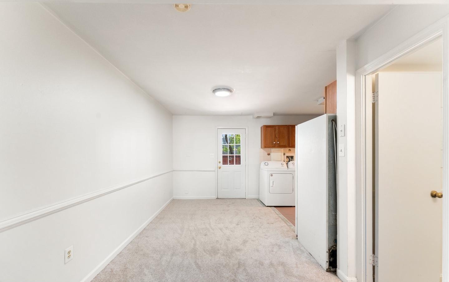 9613 Aspen Pl, Manassas, VA