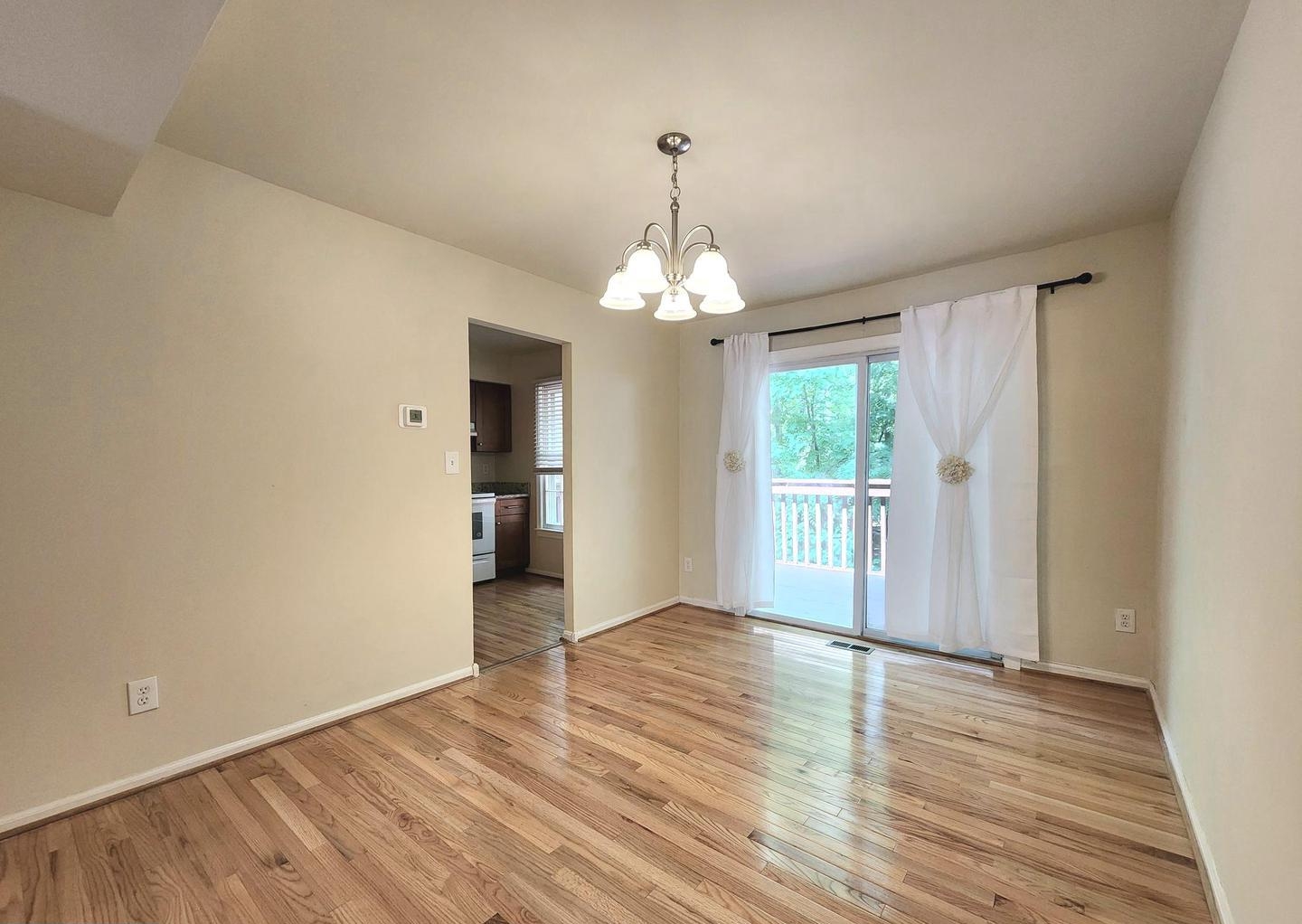 20235 Maple Leaf, Gaithersburg, MD