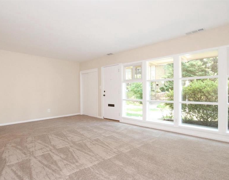 7825 Patriot Dr, Annandale, VA