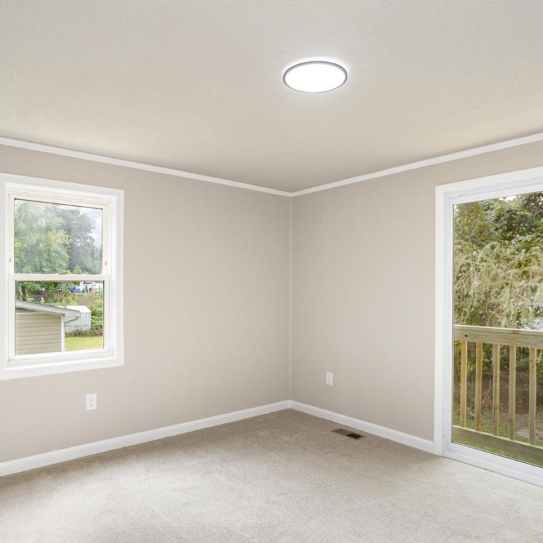 108 Oakridge Dr, Stafford, VA