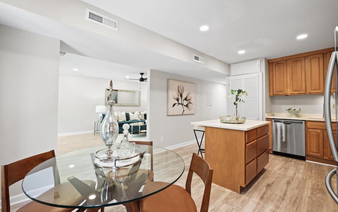 5050 7th Rd S #201, Arlington, VA