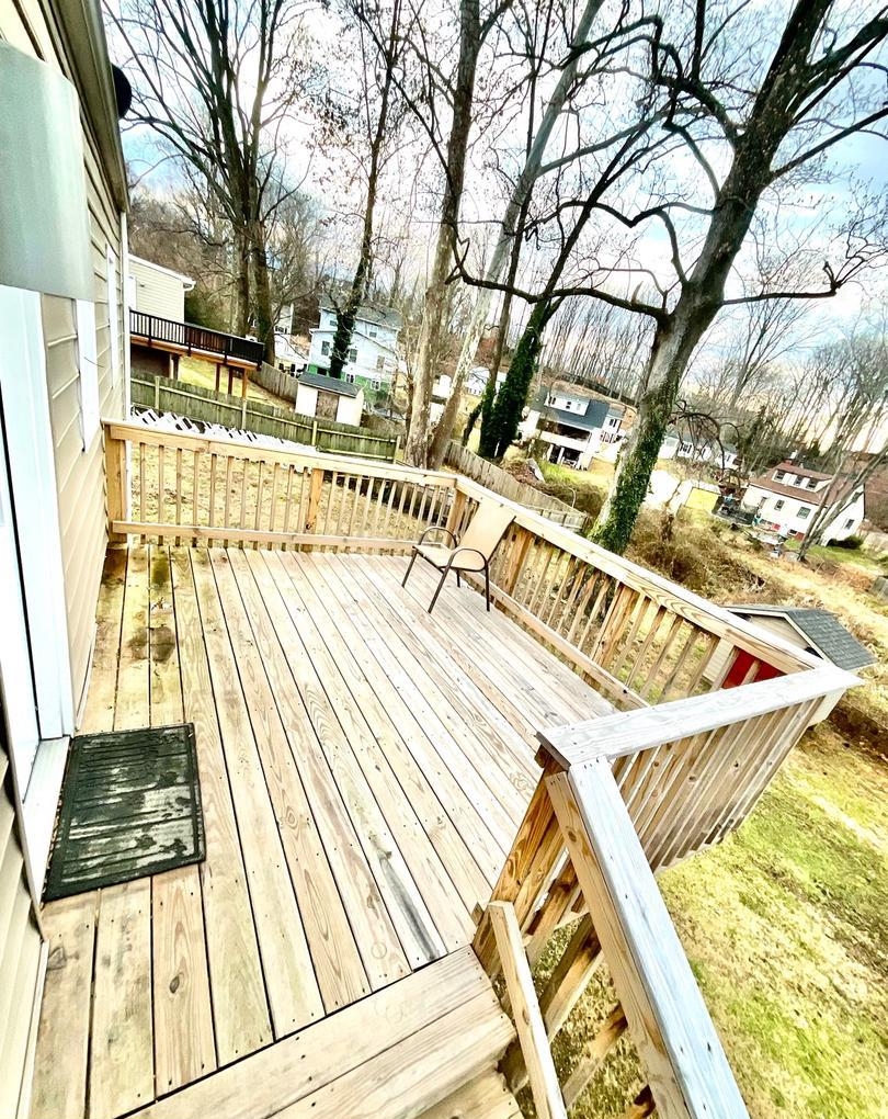 13432 Forest Glen Rd, Woodbridge, VA